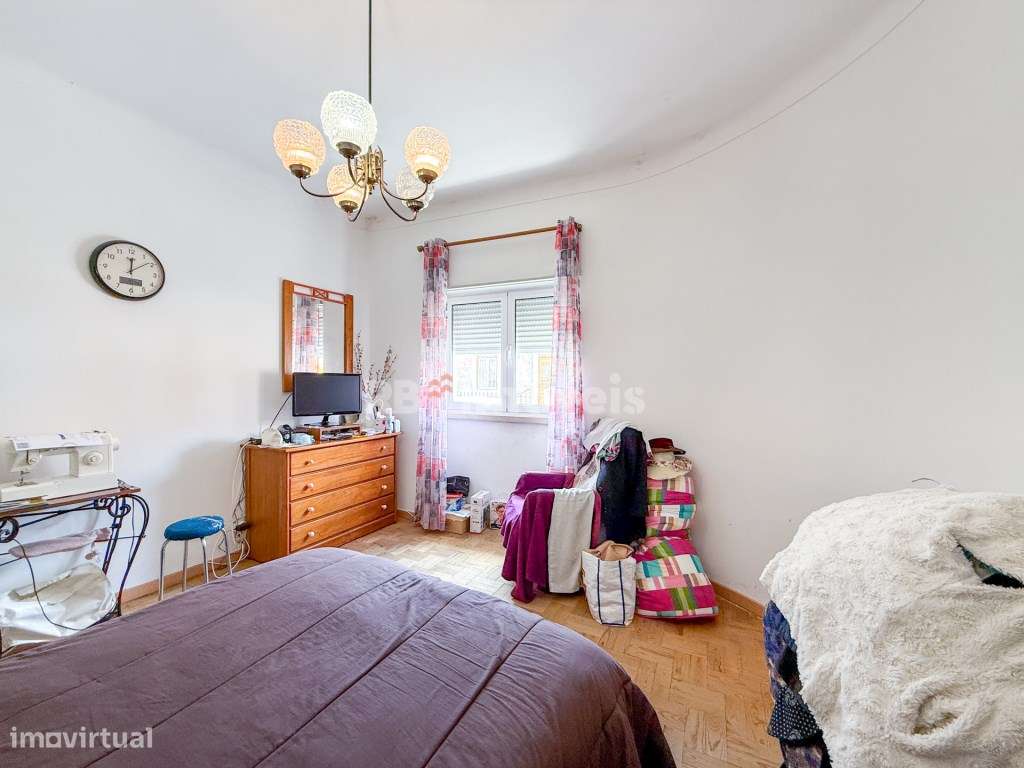 Apartamento T2 a nível do rés do chão com logradouro no centro do E...-22
