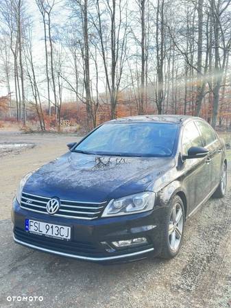 Volkswagen Passat 2.0 TDI Highline R-Style DSG - 12