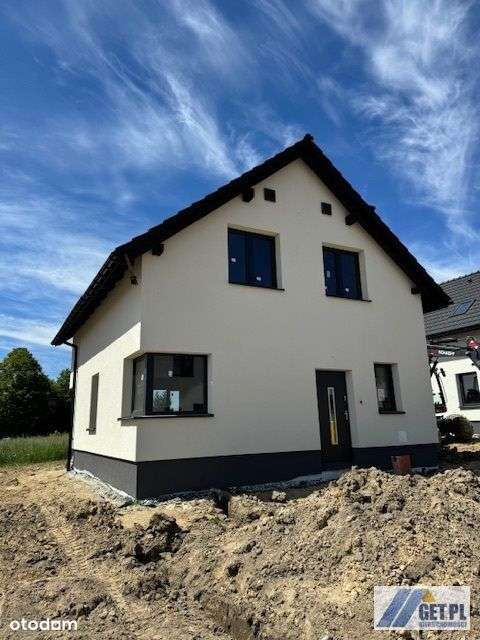 Domy w spokojnej, zielonej okolicy-0