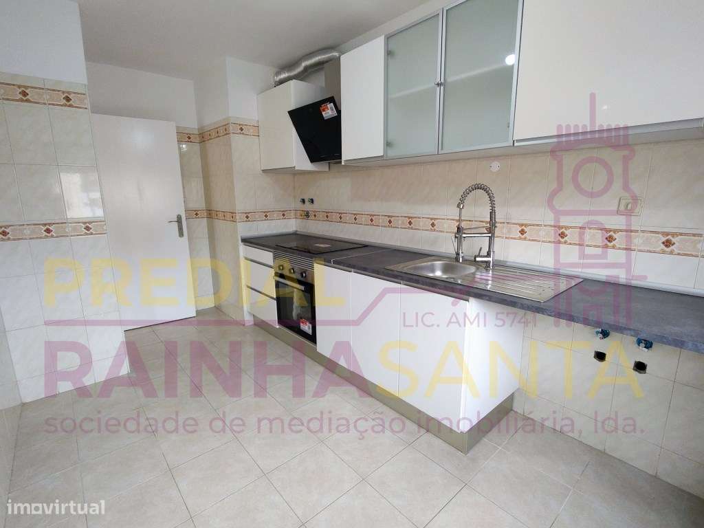Apartamento T2. Renovado. - Grande imagem: 3/18