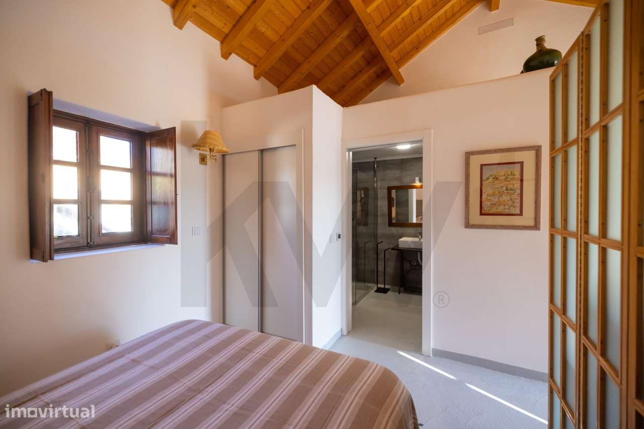 Moradia T-0 com piscina, estacionamento, Condomínio Casas Sopé da Serr-10