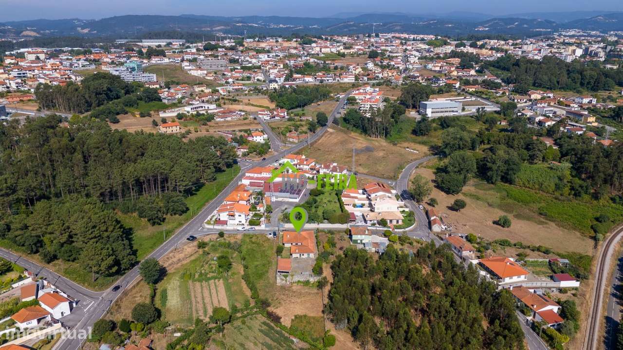 Moradia  T3+T2. ARRIFANA-9
