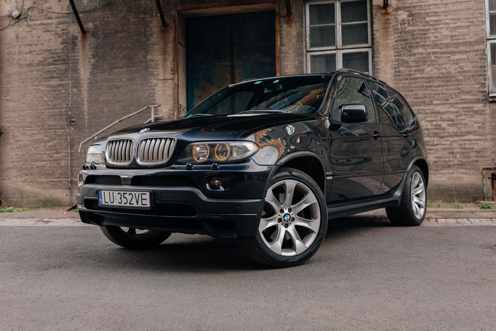BMW X5 E53 4.8 is 2004