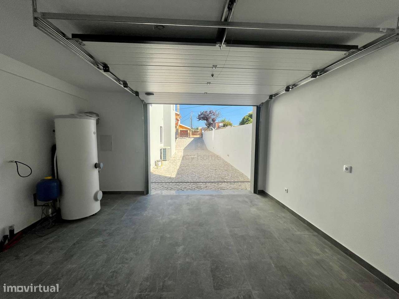 Moradia nova T6 na Ventosa - Torres Vedras-39