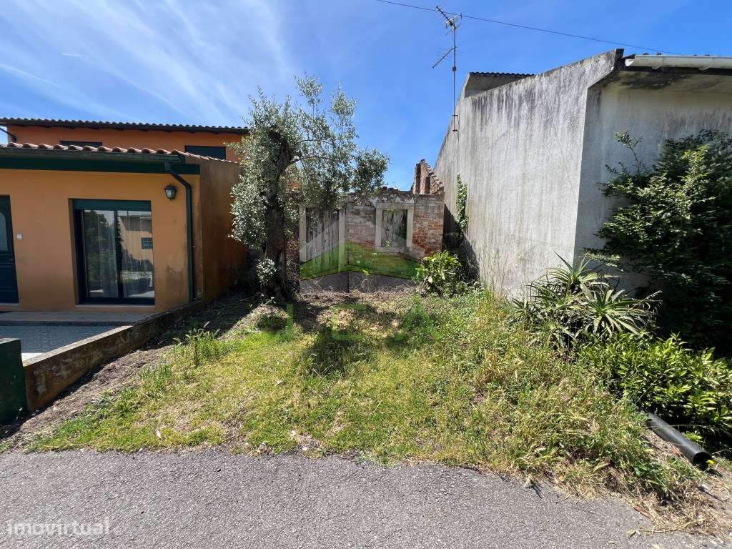 Terreno com projetos aprovados-1