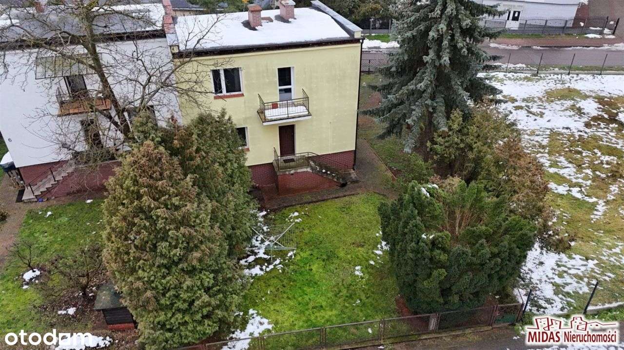 Bliźniak w atrakcyjnej lokalizacji-2