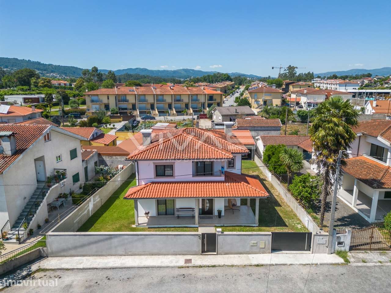 Moradia T4 Venda em Turiz,Vila Verde - Grande imagem: 3/42