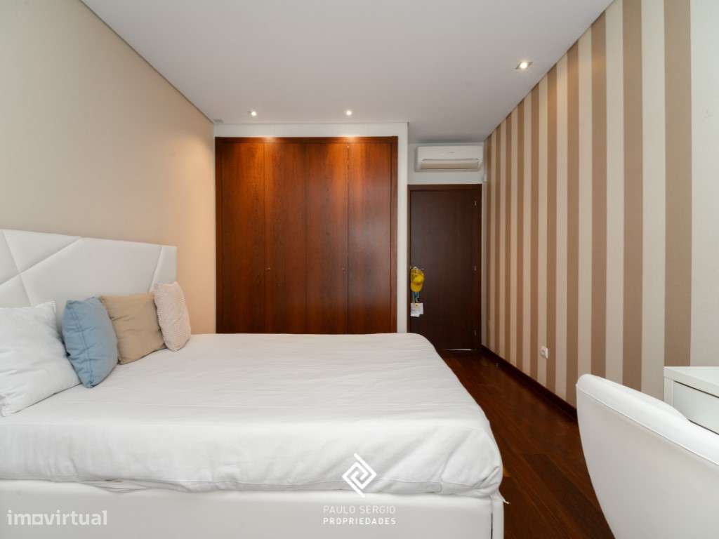 Moradia T3 em Oliveira do Douro, Vila Nova de Gaia-16