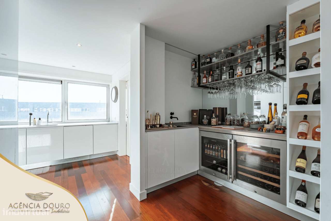 Apartamento T4 na 1ª linha do mar em Matosinhos - Grande imagem: 4/22