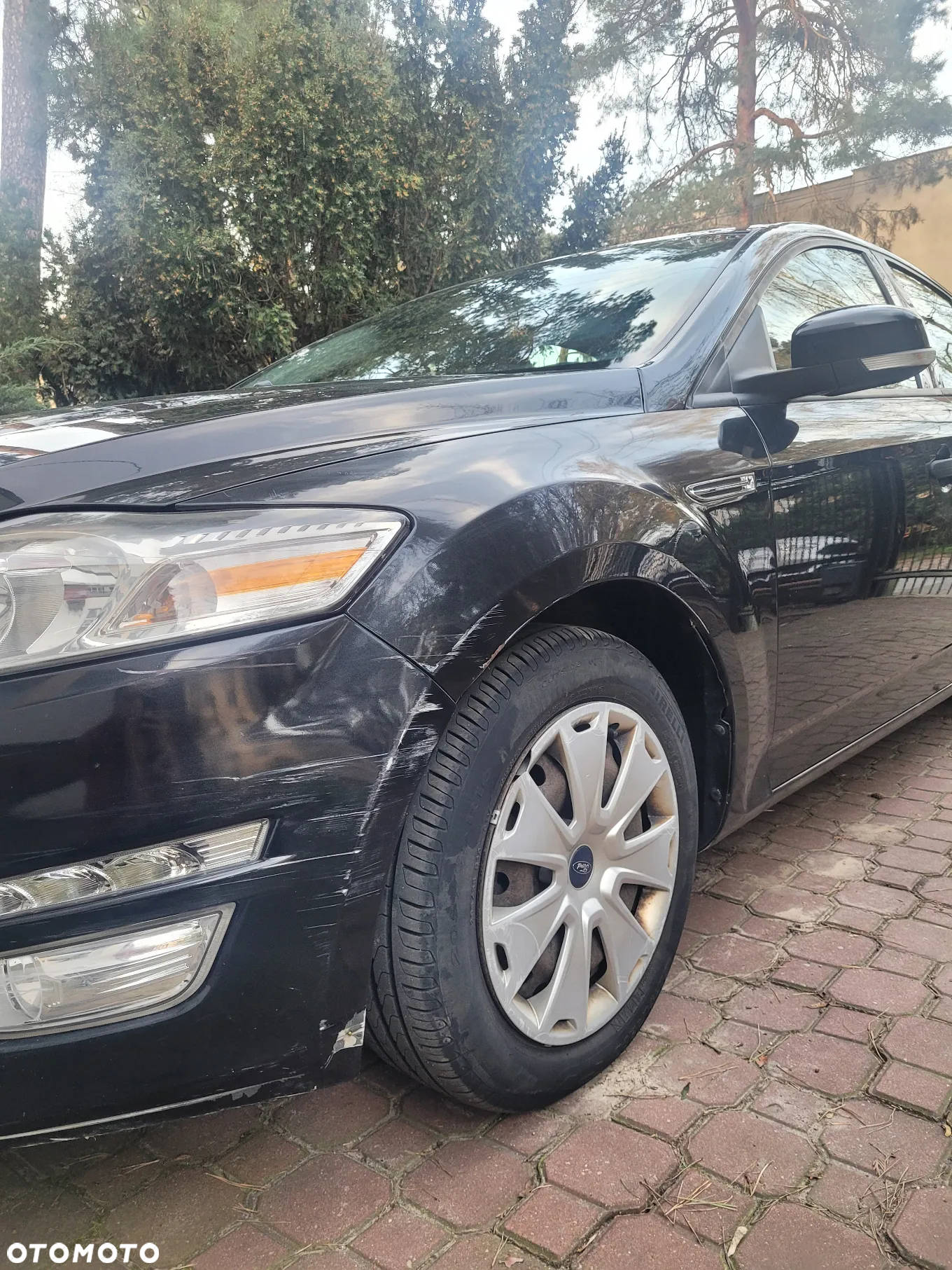 Ford Mondeo 1.6 T Ambiente - 2