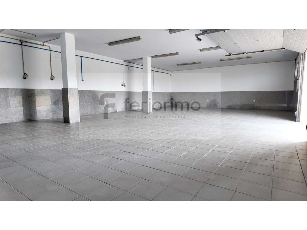 Magnífica Moradia, em zona tranquila-40