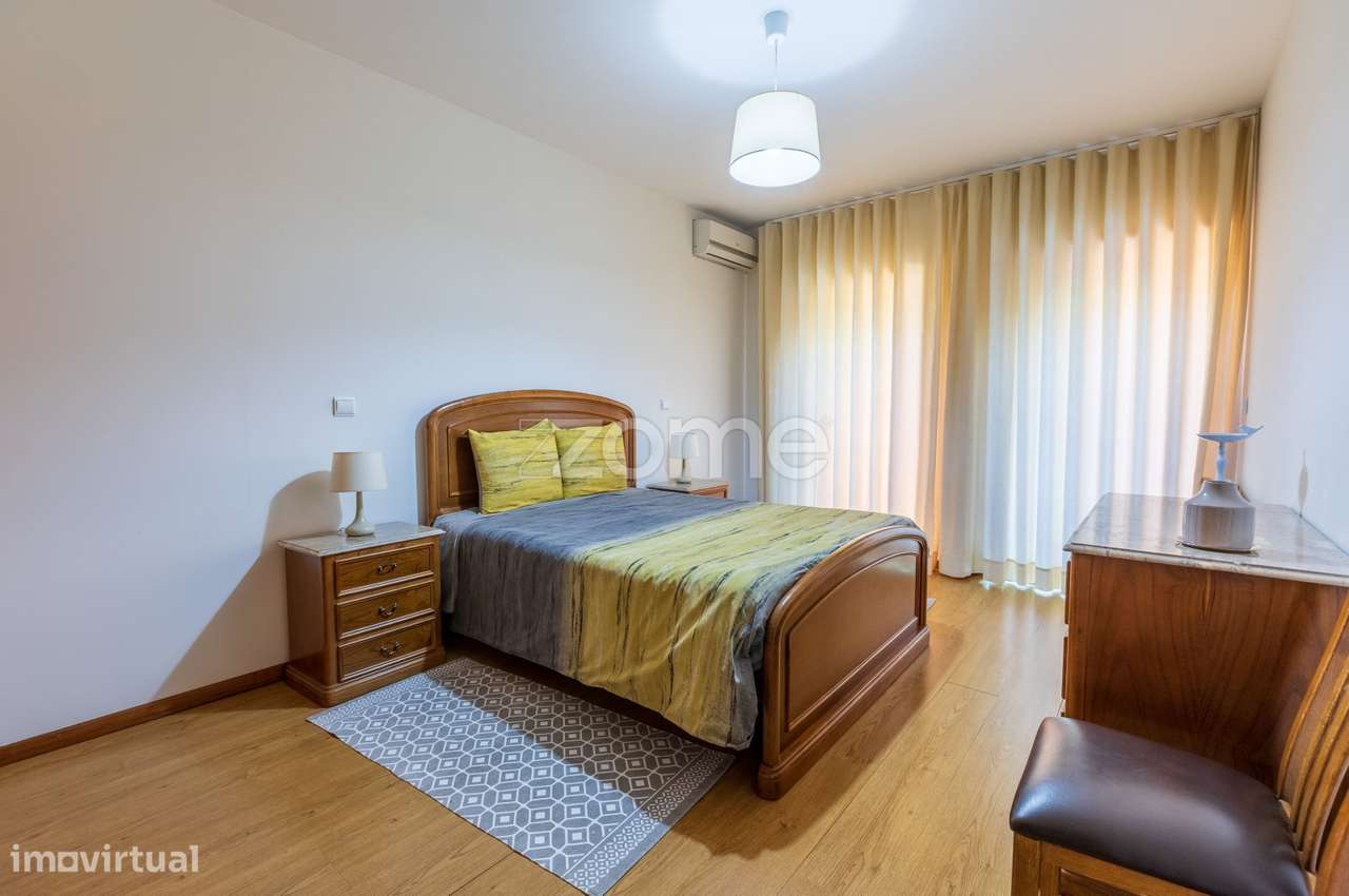 Moradia Geminada T3 em Aldão-15