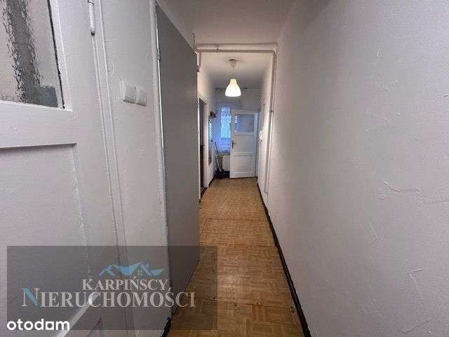 Przytulna kawalerka na parterze.-5