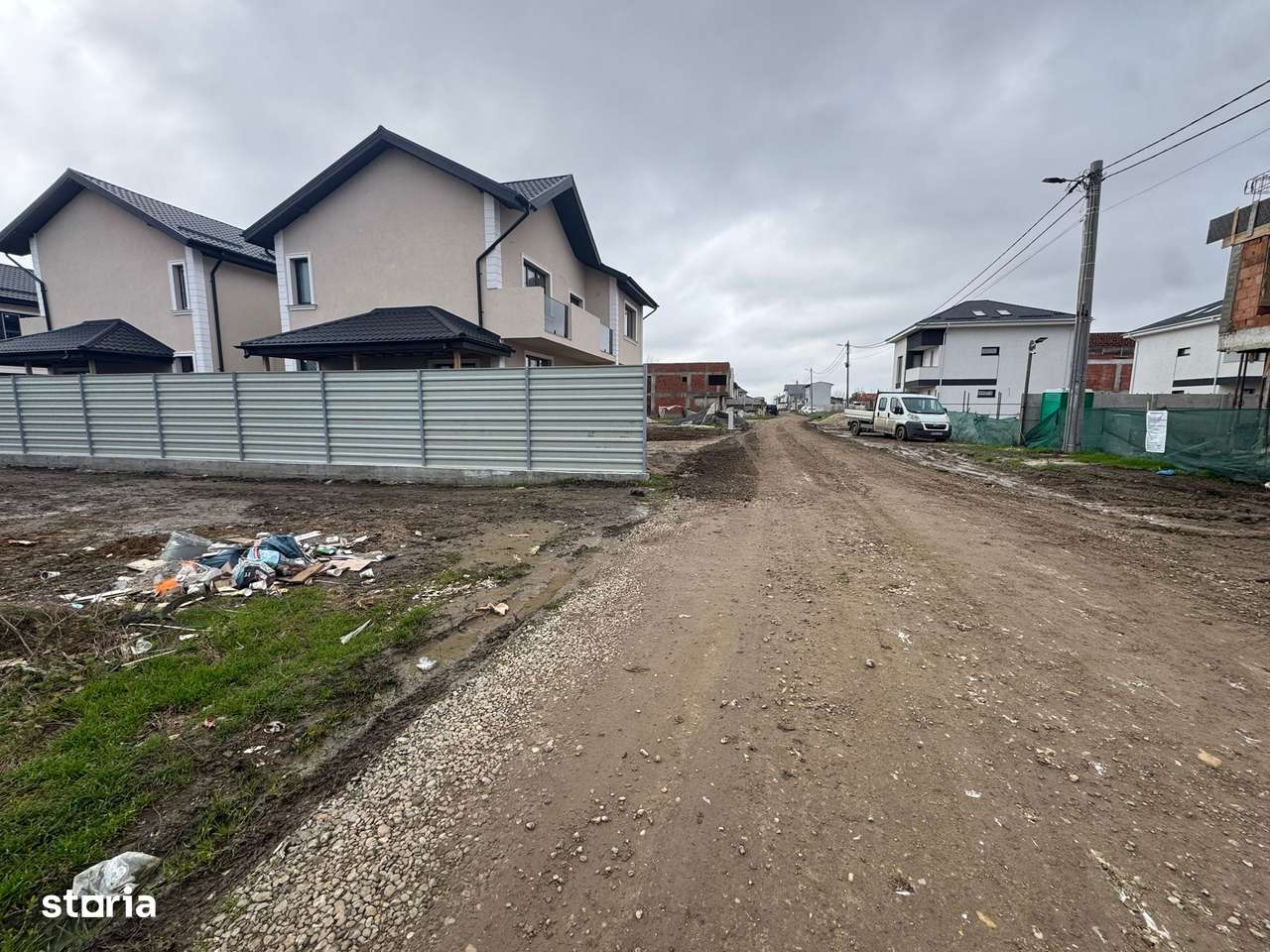 Teren Bragadiru intravilan / 700mp - 85euro mp / case noi in zona - Imagine principală: 4/4