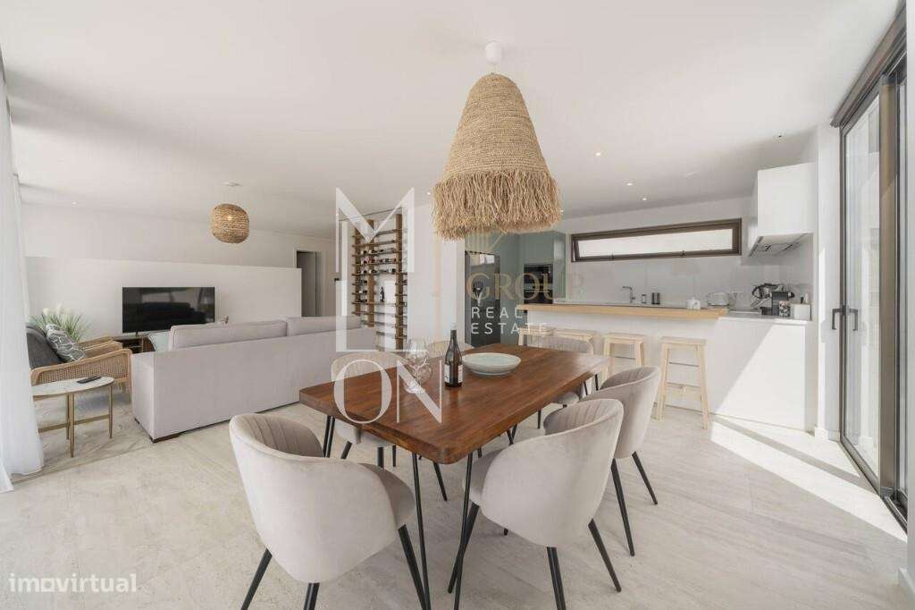 Moradia T3 Isolada | Alojamento Local | Piscina infinita | Estreito da - Grande imagem: 5/33