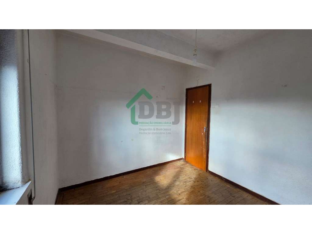 T3 na Zona baixa da Cidade-11