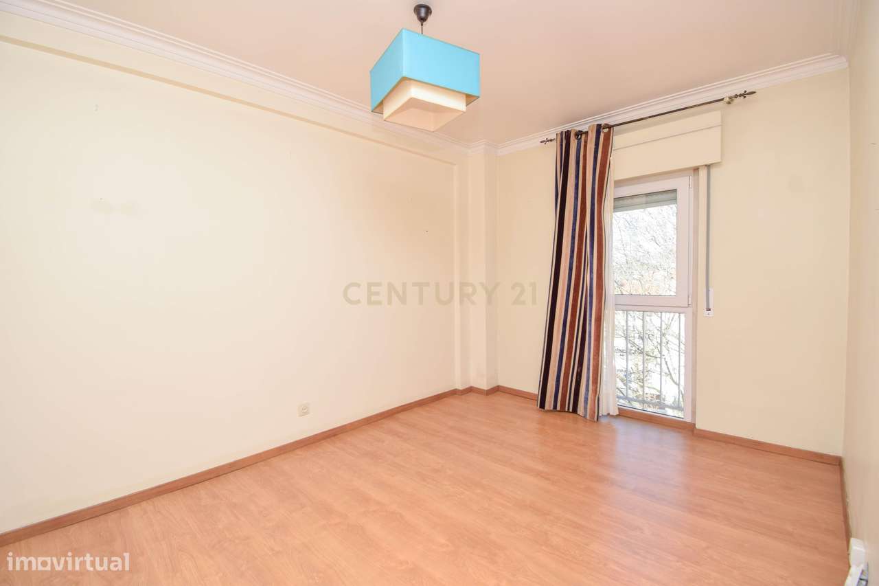 Apartamento T2 Alapraia - Grande imagem: 5/33