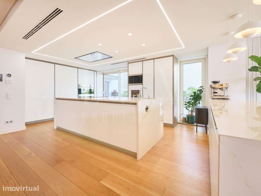 APARTAMENTO DE LUXO EM ZONA NOBRE DE LISBOA COM PISCINA E VISTAS SO...-22