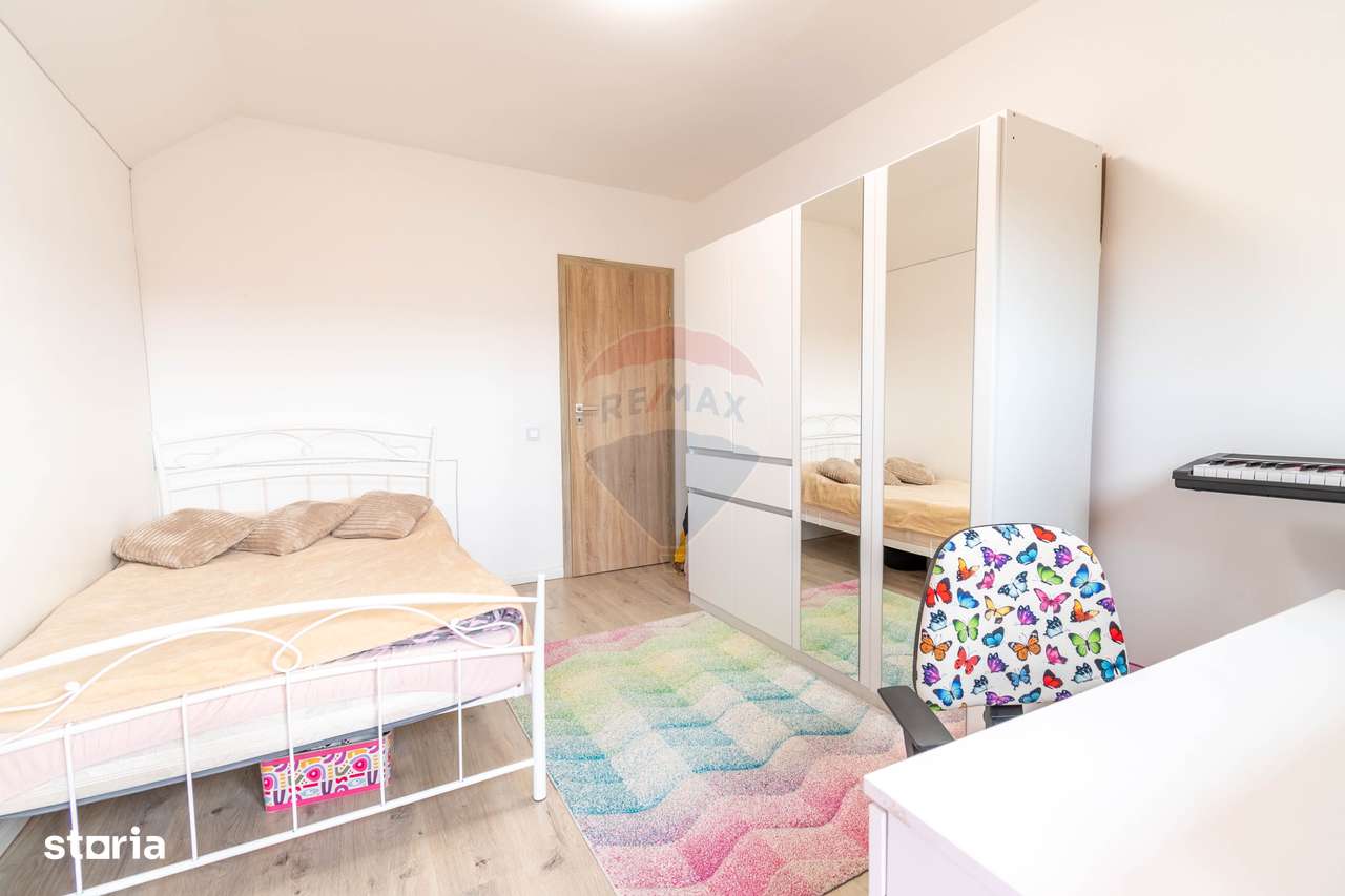 Casa de vanzare, Jucu de Sus teren 811mp, 4 Camere, 2 Bai, Priveliște-16