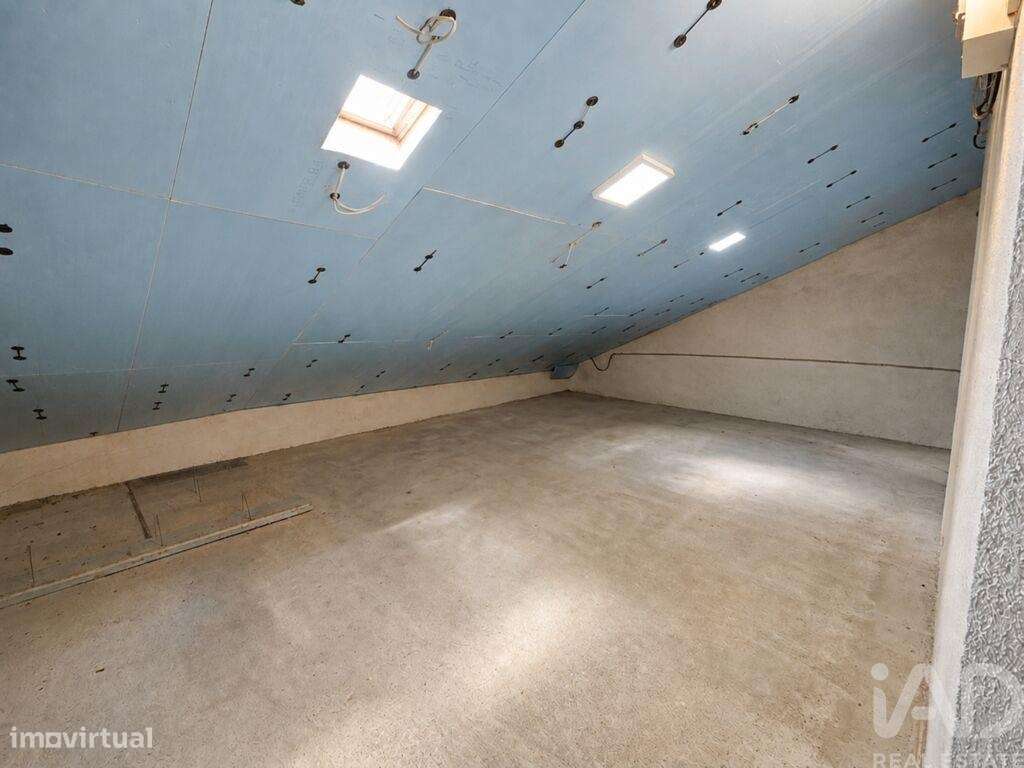 Apartamento T4 em Amora de 122 m2-36