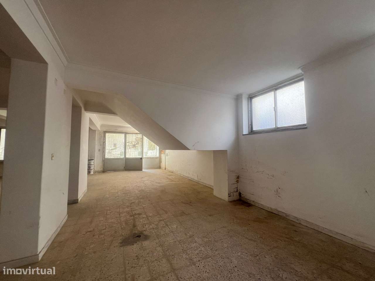 Loja/Armazem no Cacém - Grande imagem: 2/10