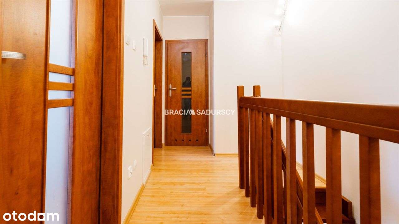 Przestronne mieszkanie / garaż / las / szkoła-12