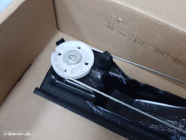 Elevador levanta vidros Fiat Grand Punto de 2006-2012  NOVO - 5