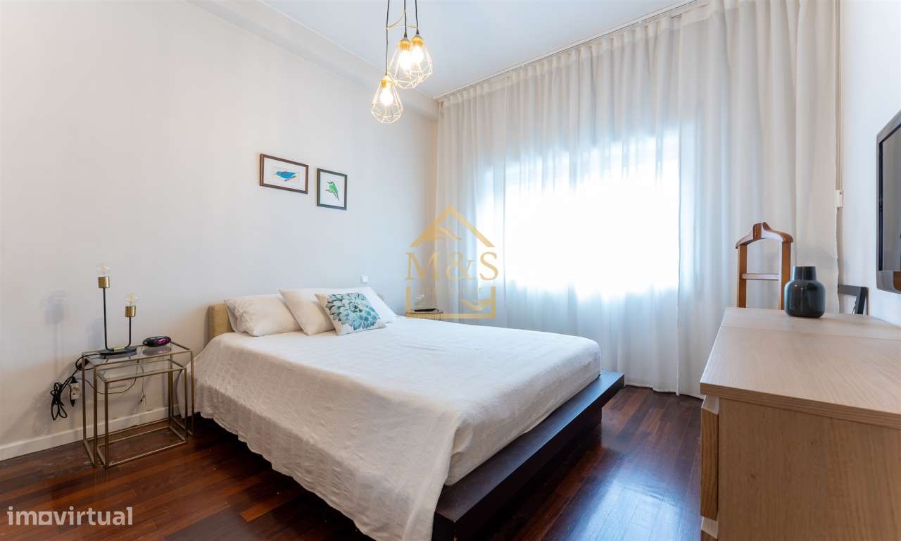 Apartamento T4, Varanda, a 600Mts da Praia, Metro - Matosinhos Sul-13