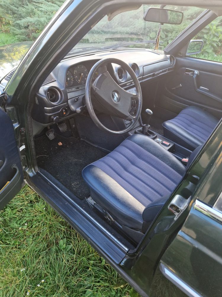 Mercedes-Benz E 1980