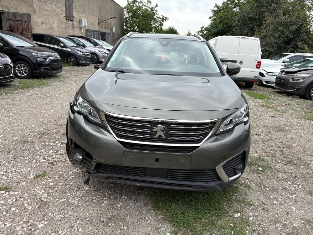 Peugeot 5008 II (2017-) PureTech 130 Active 2017