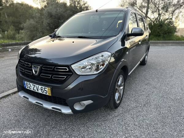 Dacia Lodgy 1.5 Blue dCi Stepway 7L - 3