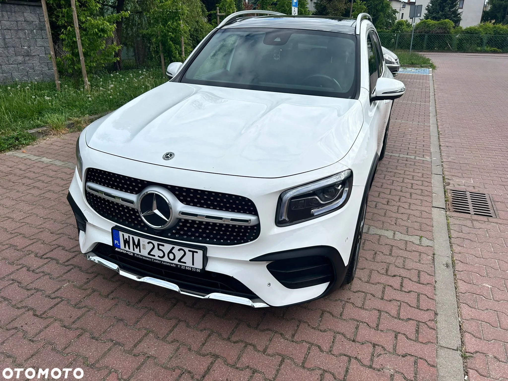 Mercedes-Benz GLB - 13