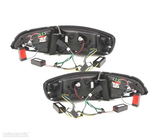 CONJUNTO DE LUZES TRASEIRAS PARA AUDI A4 8K B8 AVANT LED DINÂMICOS VERMELHOS TRANSPARENTES - 4