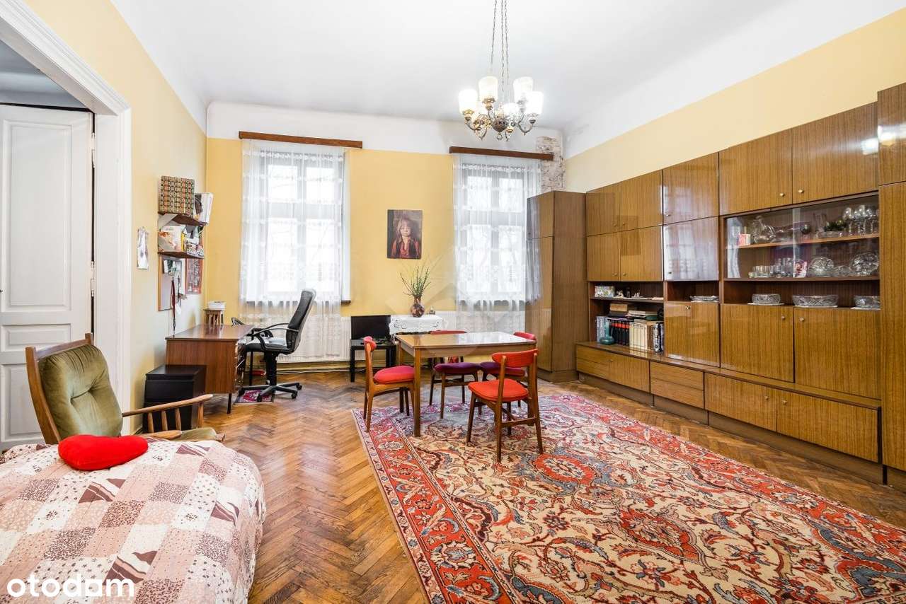 140 m2 w kamienicy poniżej ceny rynkowej - ul. Mazowiecka-4