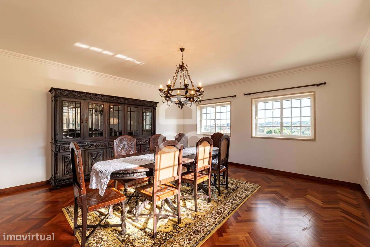 Moradia T4+3 de Prestígio em Vila Nova – Cadaval-17