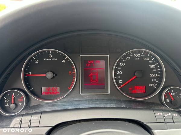 Audi A4 Avant 1.9 TDI - 20