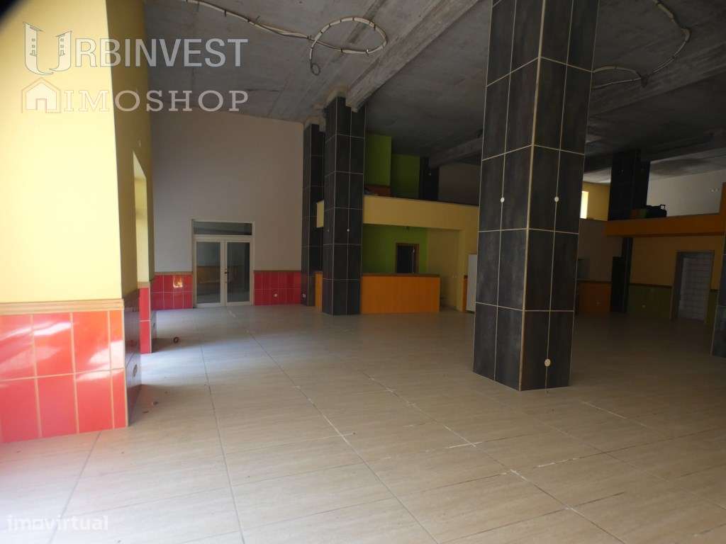 Loja para restauração, com todas as condições, no centro de Ferragudo. - Grande imagem: 4/31