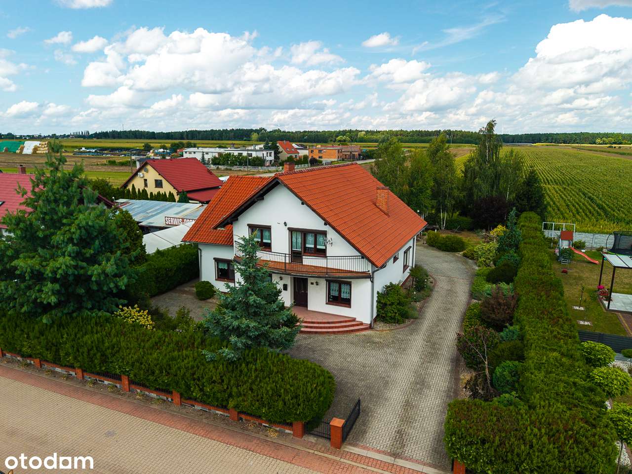 Dom z dużą działką i pięknym ogrodem – Szymanowo, ul. Platanowa