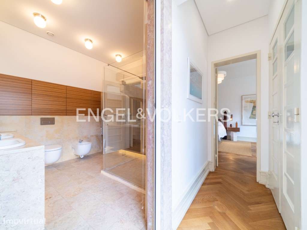 Apartamento T3+1 com Terraço Ajardinado na Avenida da Liberdade-15
