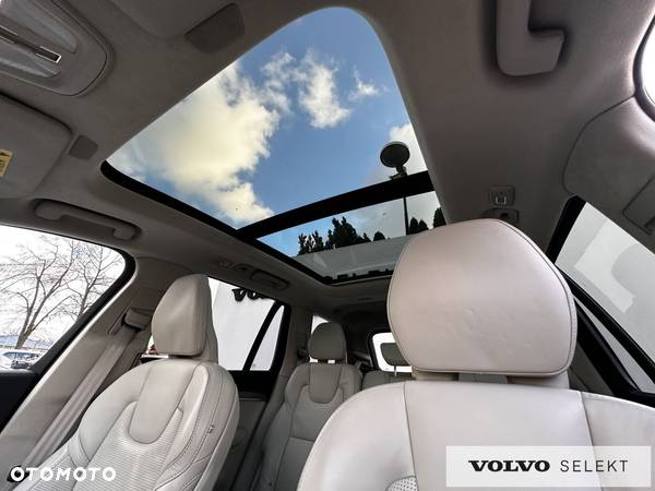 Volvo XC 90 - 24