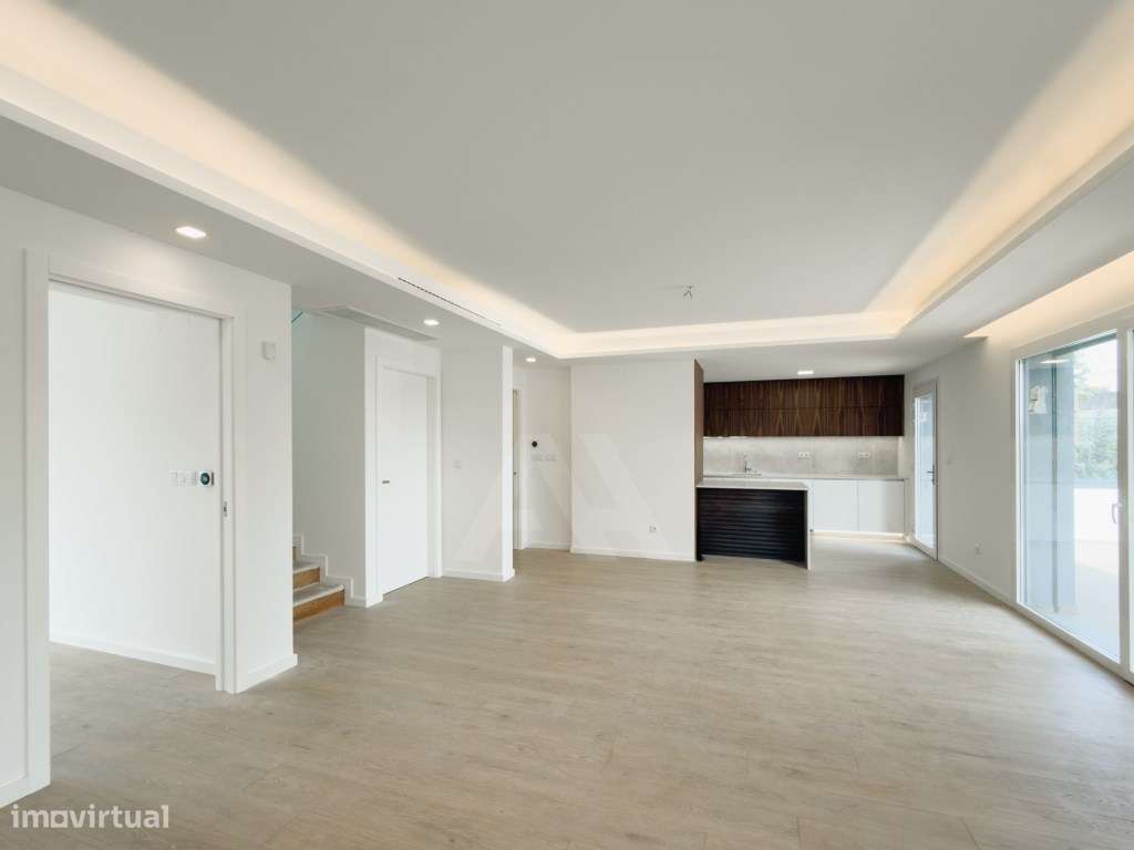 Moradia T4 em Condomínio Fechado em Manique - Grande imagem: 4/41