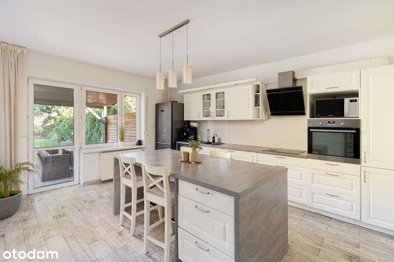 Dom z potencjałem – dwa niezależne wejścia / dom + osobne mieszkanie-3