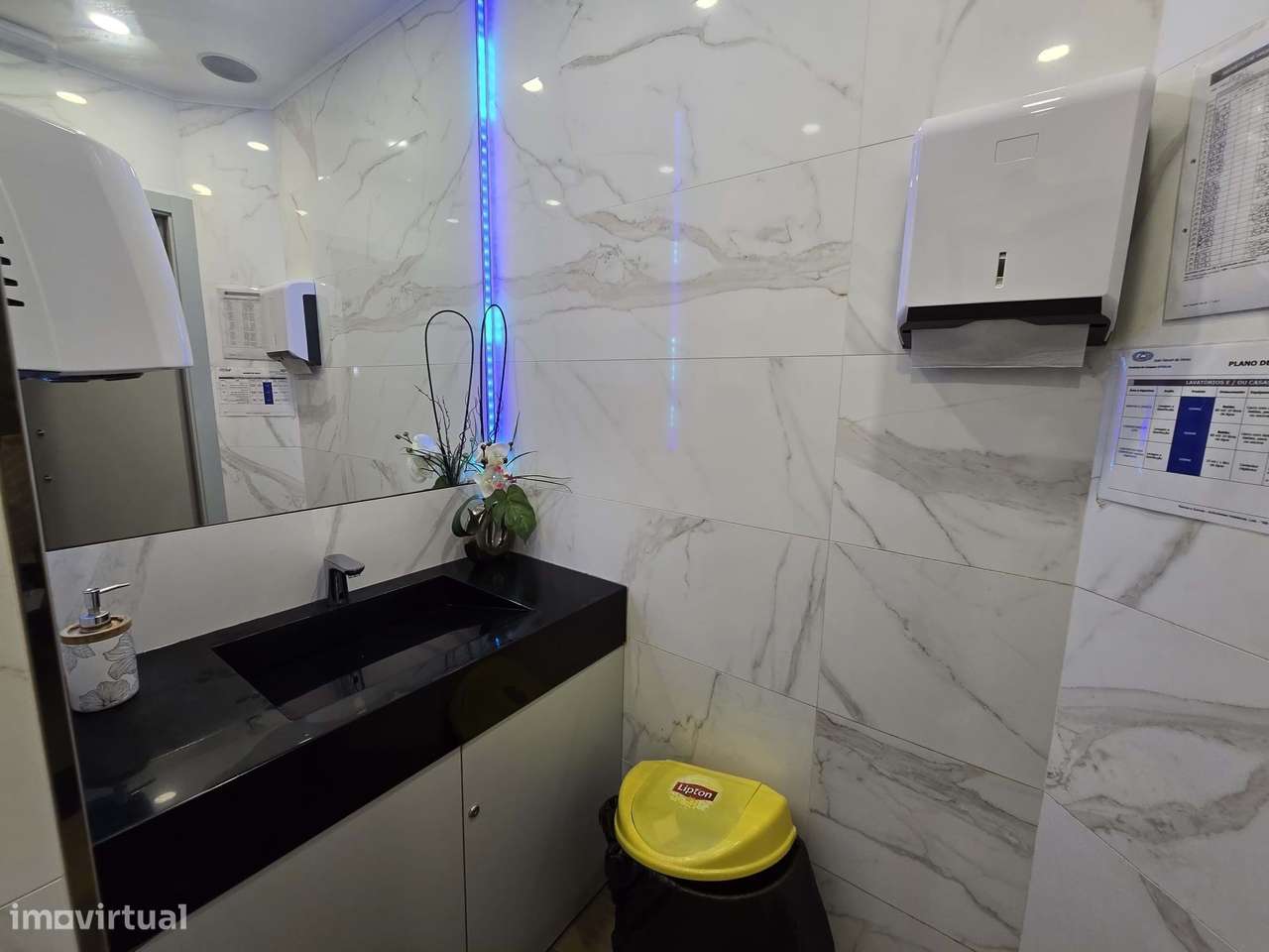 Trespasse – Restaurante com um magnifico faturamento, junto à Av. Colu-16