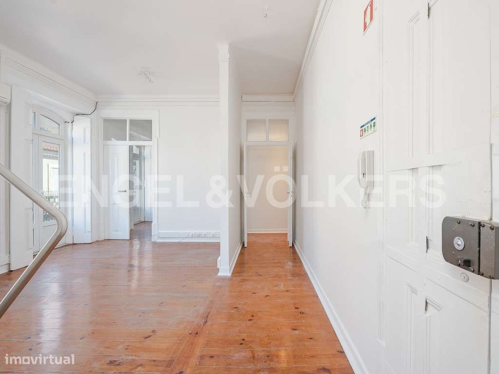 Espaçoso Escritório em Santa Maria Maior - Grande imagem: 4/28