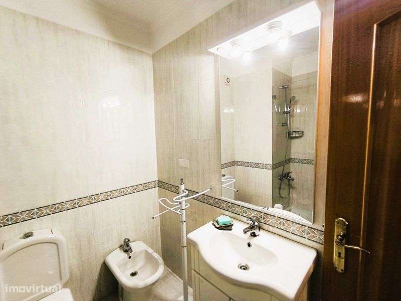 T3 Jardim da Radial Ramada com Garagem e Arrecadação - Grande imagem: 5/12