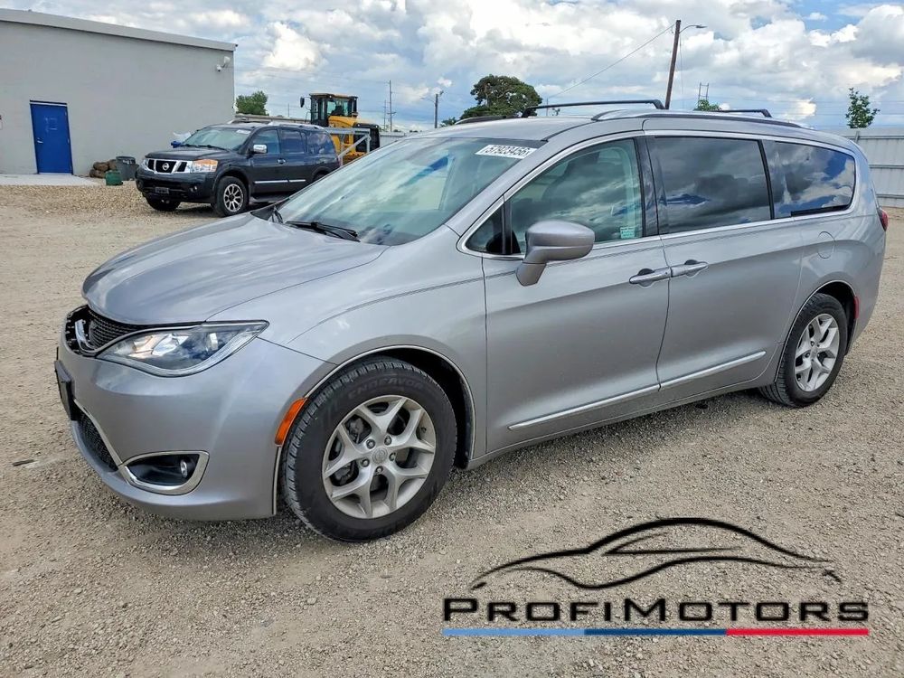 Chrysler Pacifica 2017