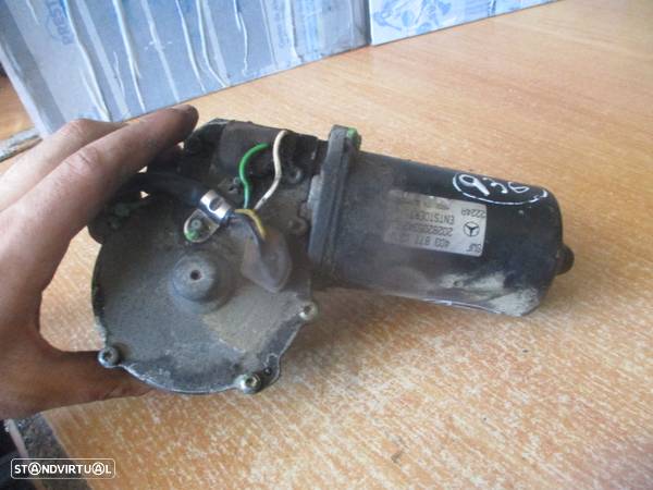 Motor Limpa Vidros Frente 2028205342 MERCEDES W202 2000 C250D 113CV 5P CINZA Frente Original MERCEDES W202 1995 C180i 120CV 4P BRANCO FRENTE Original - 1