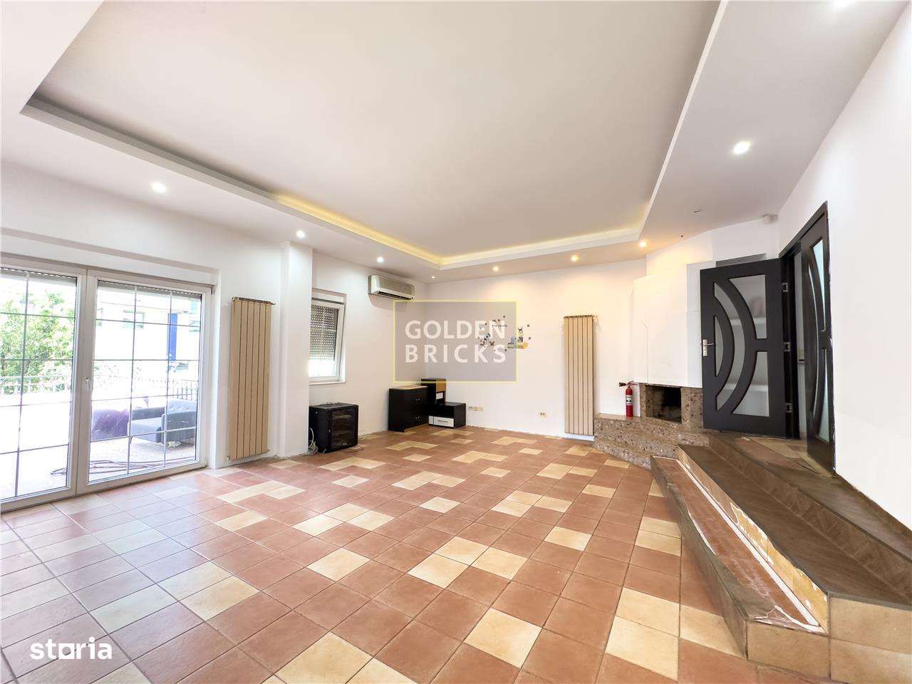 Parcul Circului | Stefan cel Mare | 9 camere | Garaj 2 masini | Curte - Imagine principală: 4/20