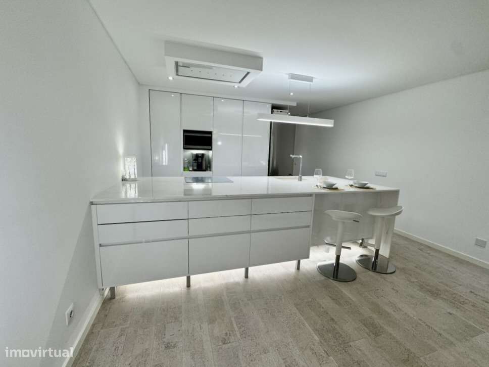 Viver o Coração do Bairro Novo — Pastelarias e Pôr do Sol - Grande imagem: 2/24