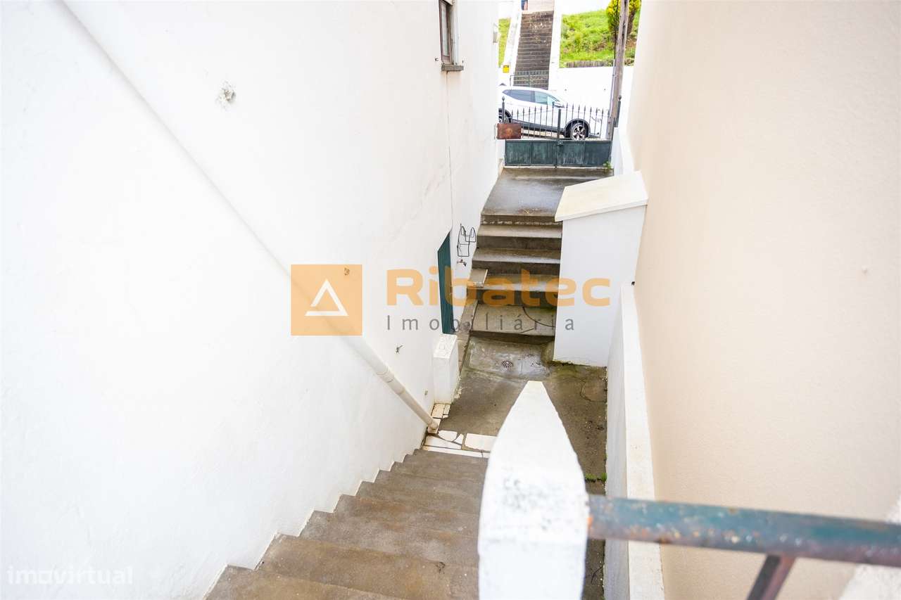 Excelente moradia na Vila de Coruche-29